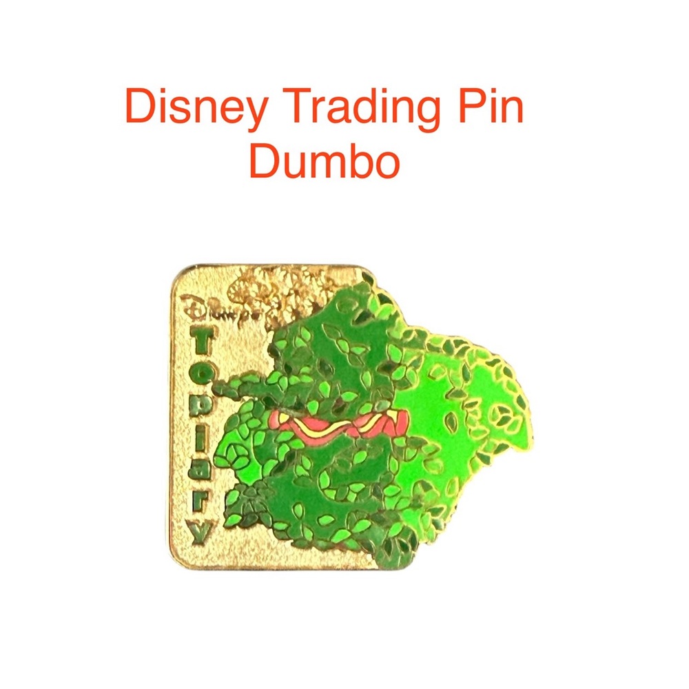 Disney 2002 Dumbo Topiary Trading Pin